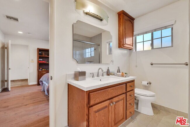 Building Photo - 7121 Arizona Ave