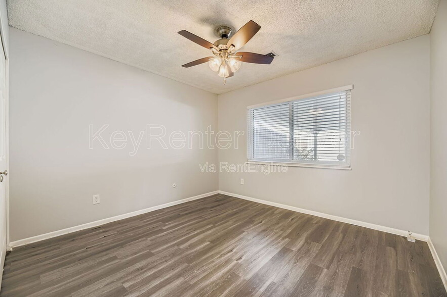 Building Photo - 1199 S Troy St