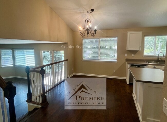 Building Photo - 6403 La Plata Peak Dr