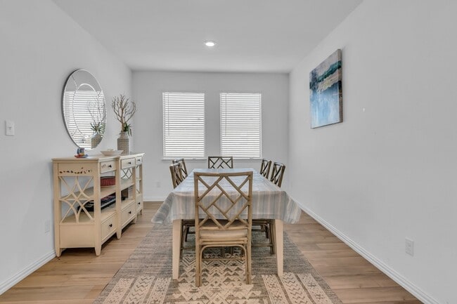 Building Photo - 14789 Mainstay Way