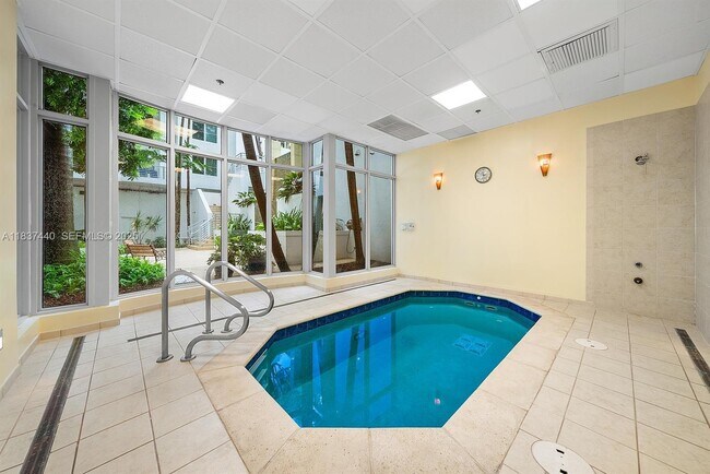 Building Photo - 1830 Radius Dr