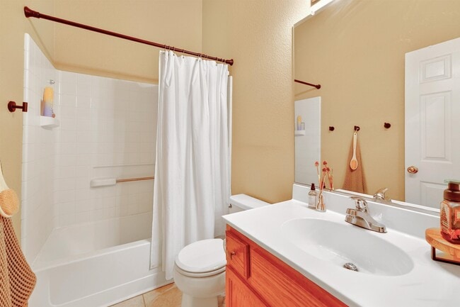 Building Photo - 107 Panorama Way