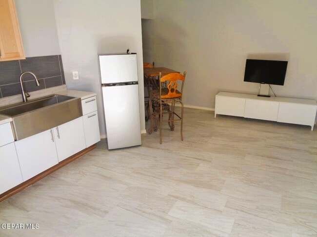 Building Photo - 2853 Time Rock Pl