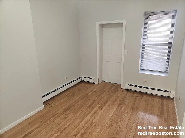 Building Photo - 3148 Washington St