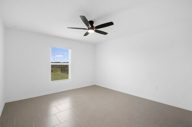 Building Photo - Brand New construction 4 bedrooms 2 bathrooms in North Fort Myers