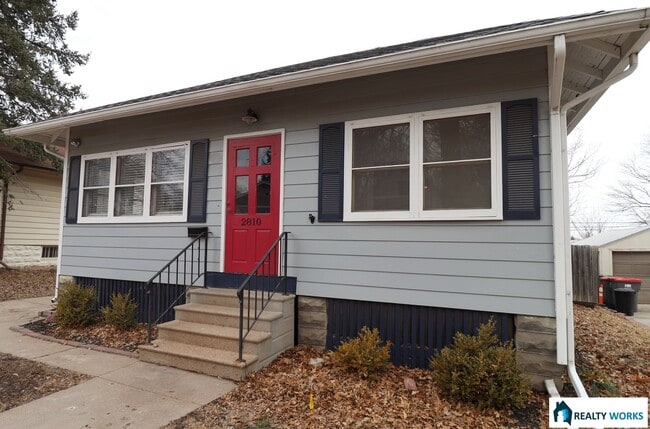 Building Photo - 2 Bedroom House for Rent