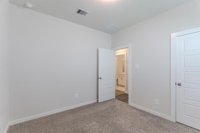 Building Photo - 1438 Waggoner Rnch Trl
