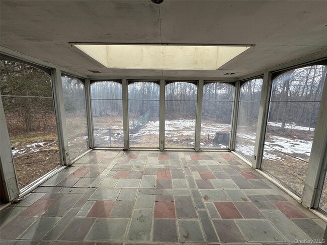 Building Photo - 68 Chapel Rd