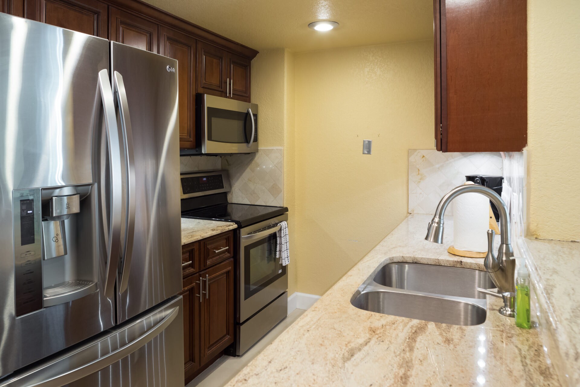 Building Photo - 1777 Larimer St