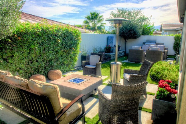 Building Photo - 51234 Longmeadow St