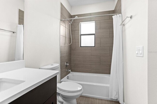 Building Photo - 818 2nd Ave N