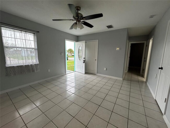 Building Photo - 8630 Aero Ave