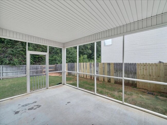 Building Photo - Spacious 4BR Home with Fenced Yard & Community Pool