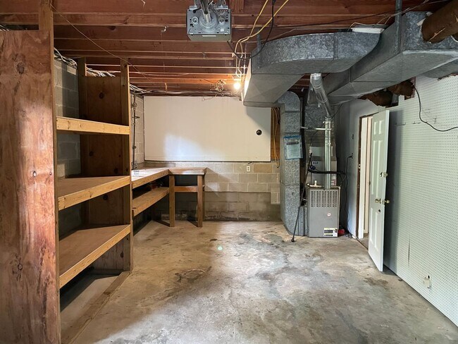 Building Photo - Home For Rent - Brookwood Forest