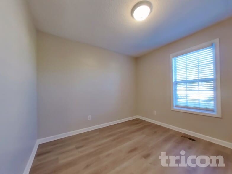 Building Photo - 208 Winchester Dr