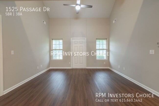 Building Photo - 1525 Passage Dr