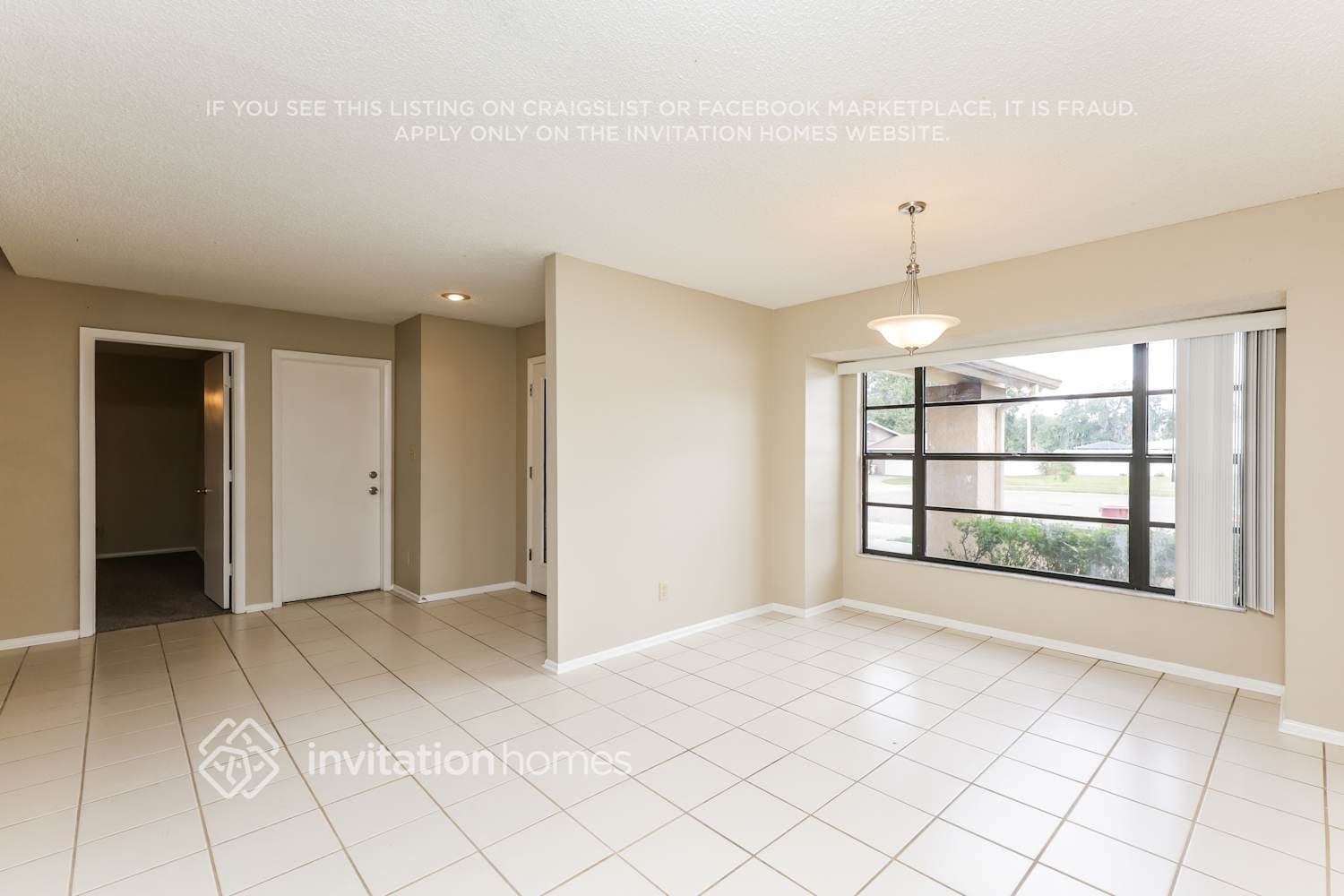 Building Photo - 1403 Live Oak Ct
