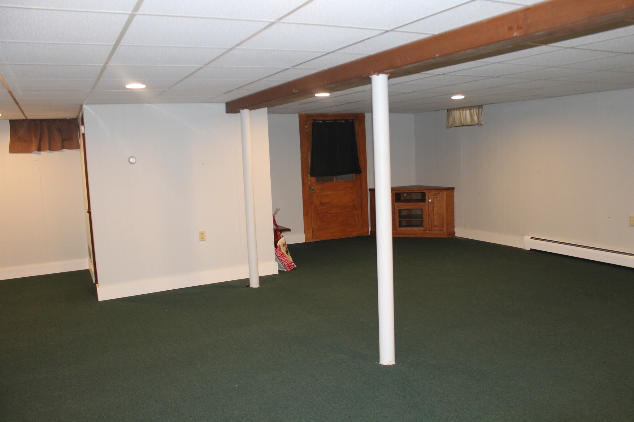 Building Photo - 121 S Main St