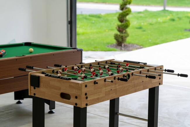 Building Photo - 4016 Eaton Dr