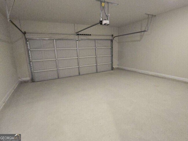 Building Photo - 440 Winding Rose Dr