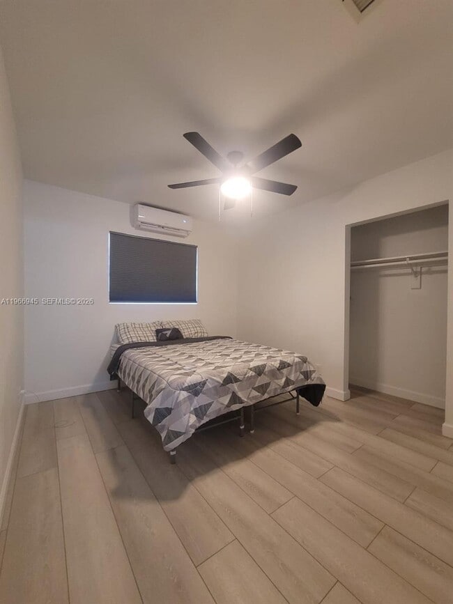 Building Photo - 2891 NW 14th St