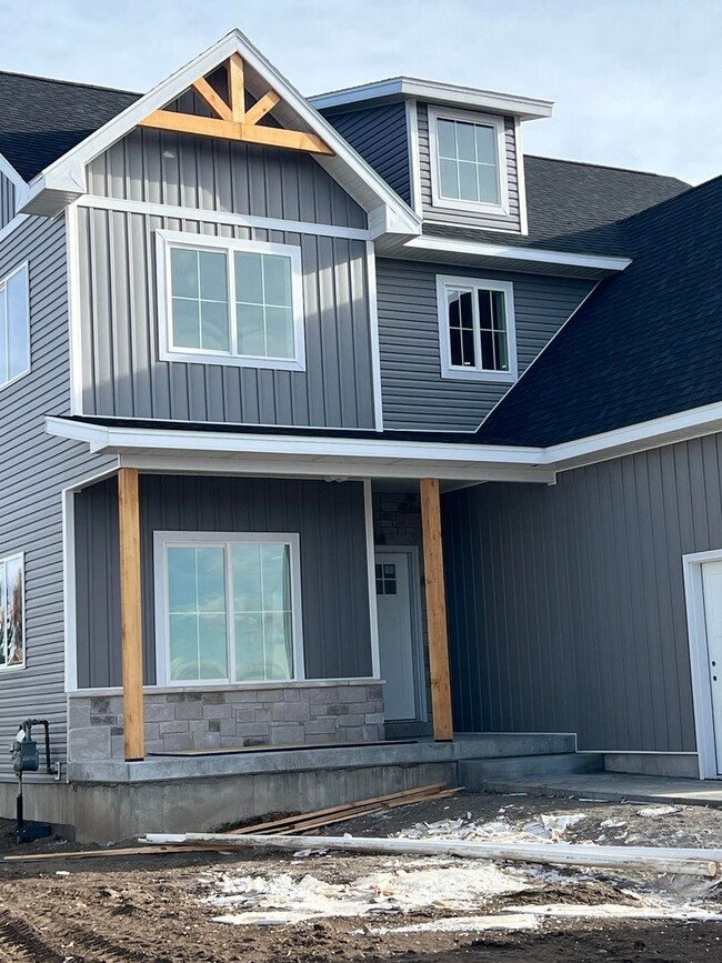Primary Photo - BRAND NEW 4 Bed, 2.5 bath home in Rexburg ...