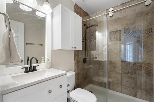 Building Photo - 3572 Avensong Village Cir