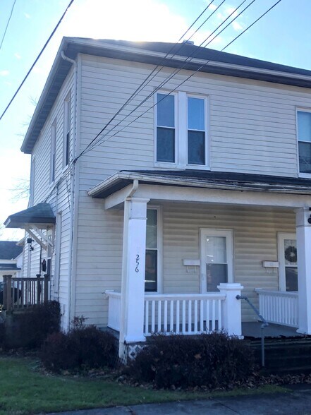 Building Photo - 256 W Sugartree St