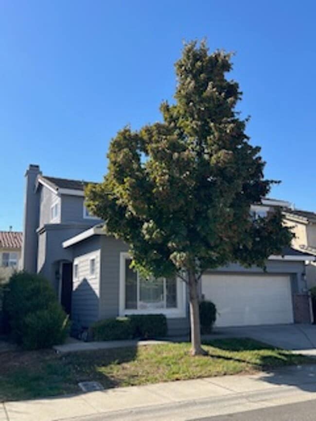 Building Photo - PRICE REDUCED!! LOVELY REMODELED 4 BEDROOM HOUSE IN N. NATOMAS!!