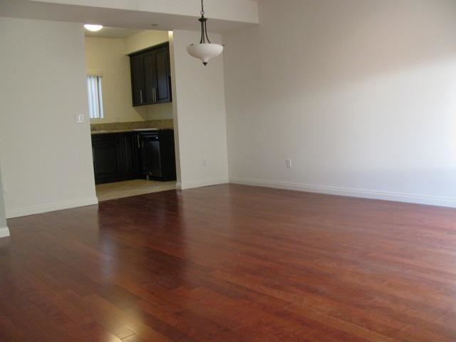 Building Photo - 6541 Odessa Ave