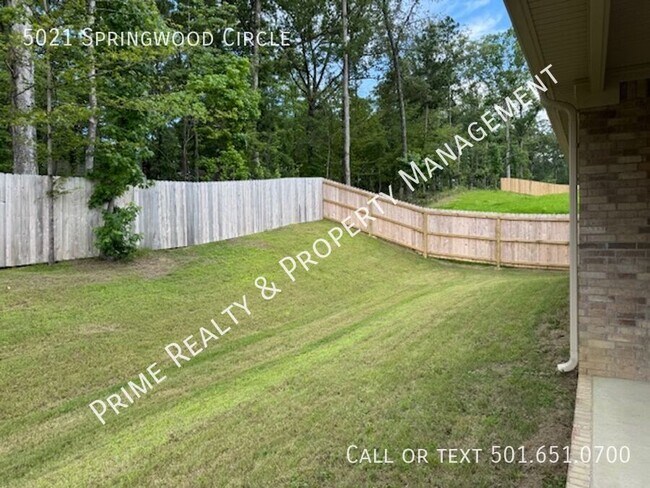 Building Photo - 5021 Springwood Cir