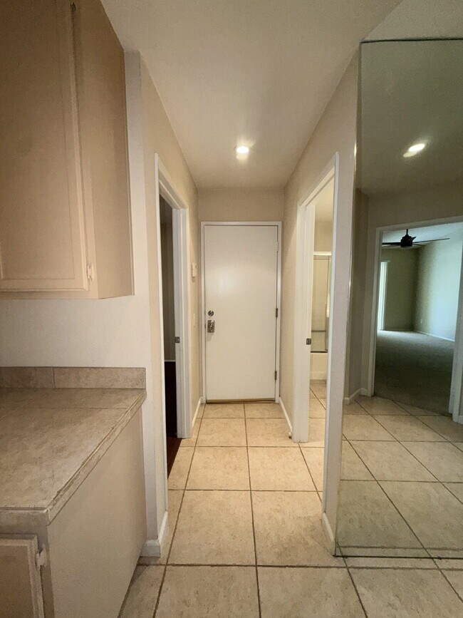 Building Photo - 3-Bedroom Home, Large Rear Yard! La Quinta, Long-term (1 Year) Rental