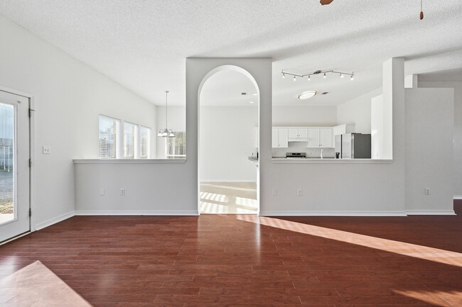 Building Photo - 4227 Shadow Ln