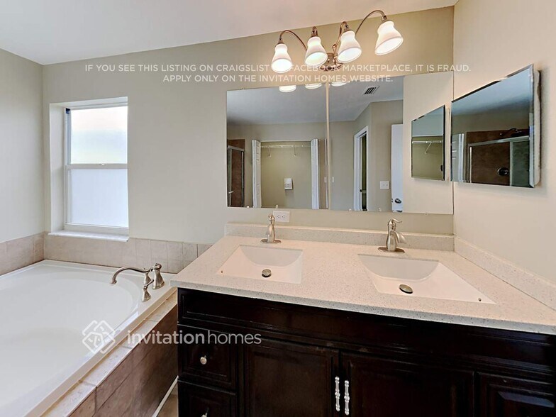 Building Photo - 1309 Key W Ct