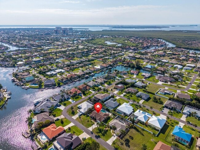 Building Photo - 2310 SW 53rd St