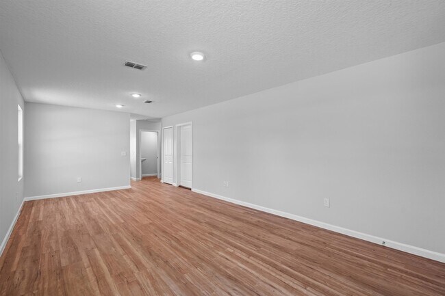 Building Photo - 790 S Rodriquez St