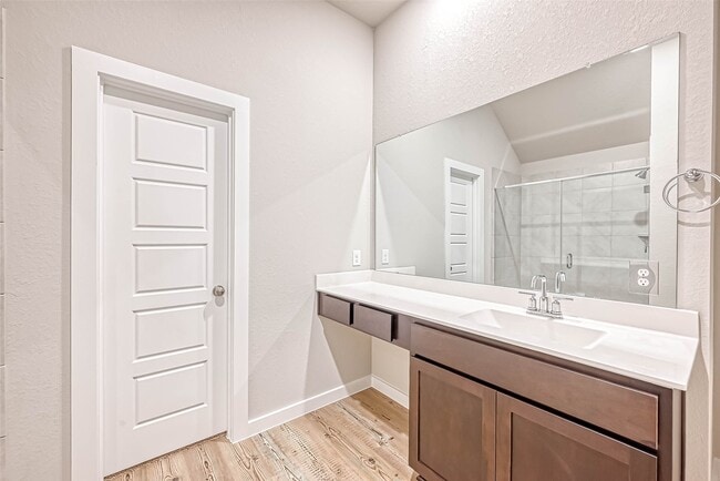 Building Photo - 2611 Westward Hl Dr