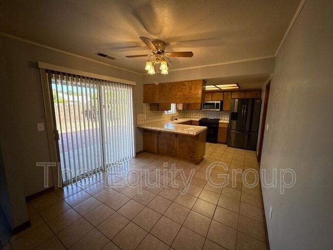 Building Photo - 2139 S Conyer Ct