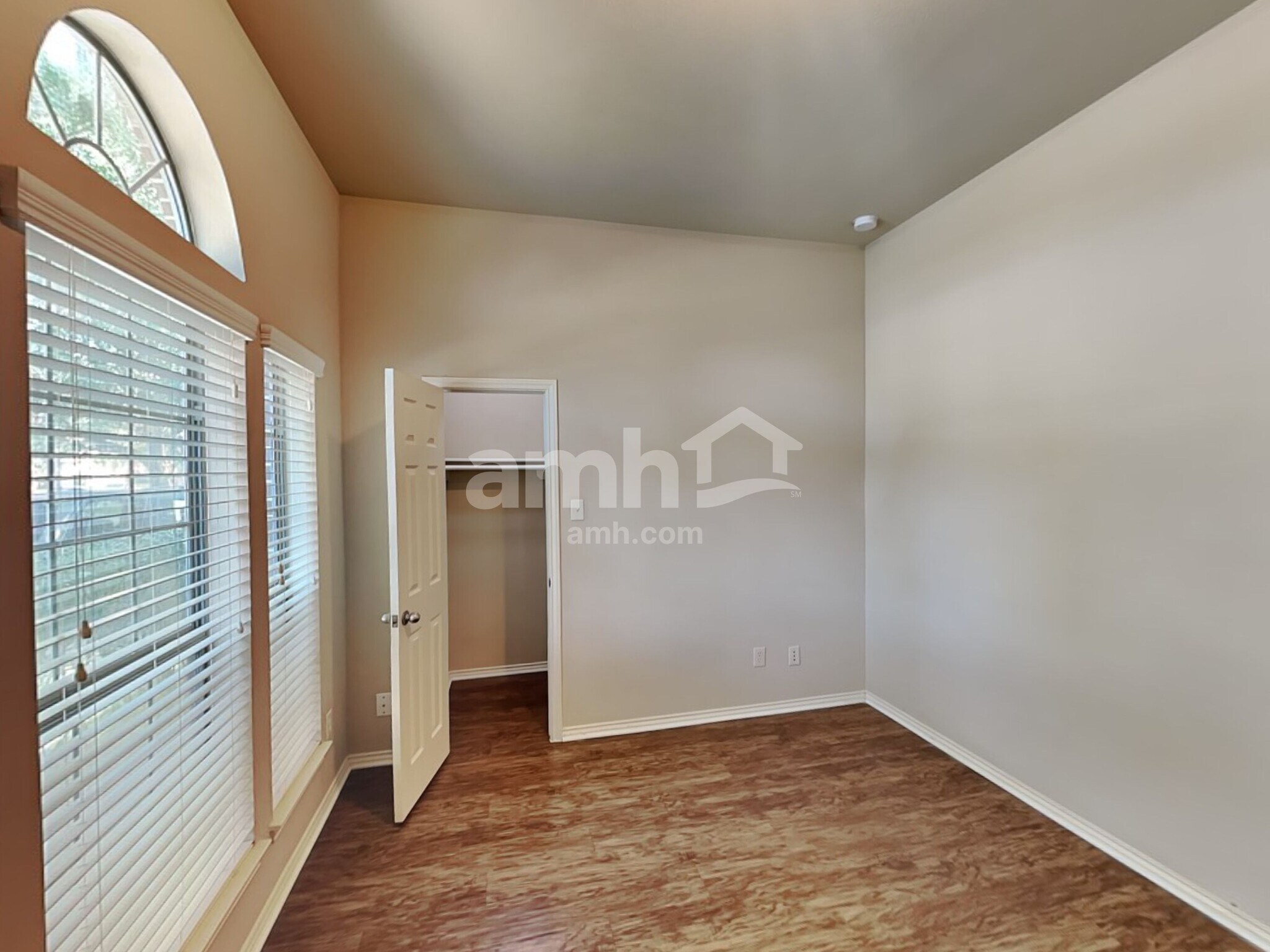 Building Photo - 13022 Golden Water Ct