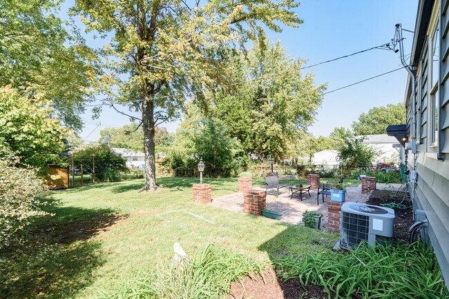 Building Photo - 4423 Vance Ave