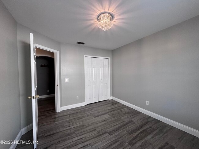 Building Photo - 612 Morning Mist Way