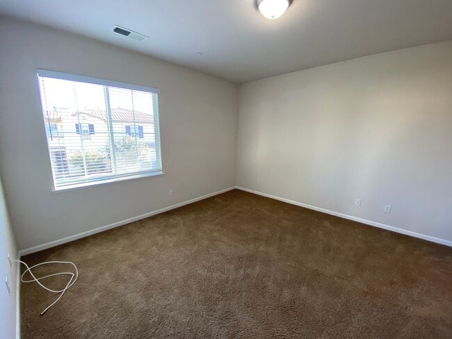Building Photo - Move in by 01/15/2026 and Get $300 Off the First Month of Rent