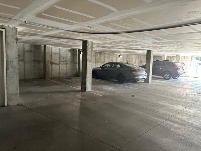 Building Photo - 4985 Kiska Ln