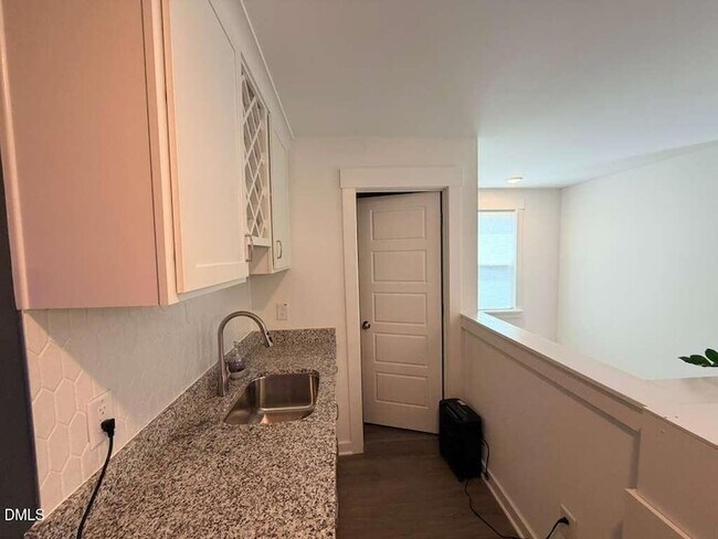 Building Photo - 2222 Bohan Ct
