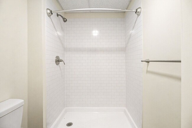 Building Photo - 145 S Pitt St