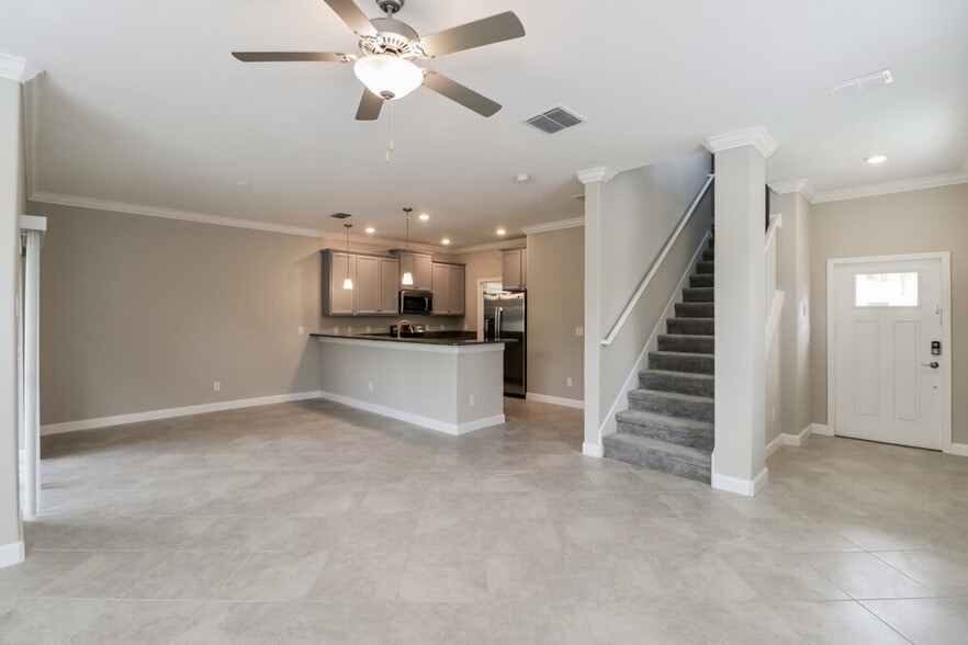 Building Photo - 2137 Cerulean Sky Dr