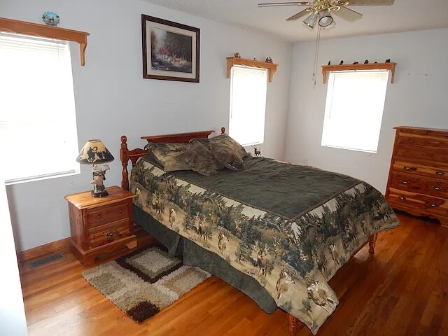 Building Photo - 2 Bedroom, 2 Bathroom Home With Beautiful Mountain Views in Salem