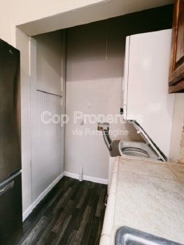 Building Photo - 9140 Sailfish Dr