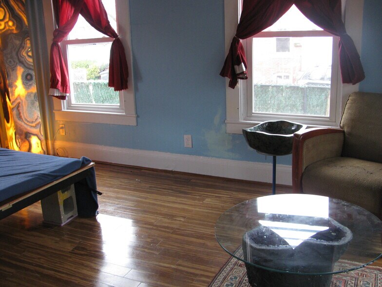 Building Photo - 2 Appian Way