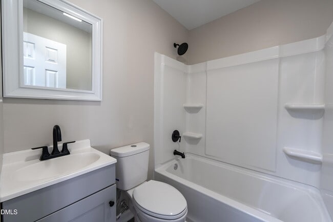 Building Photo - 1001 S Layton Ave